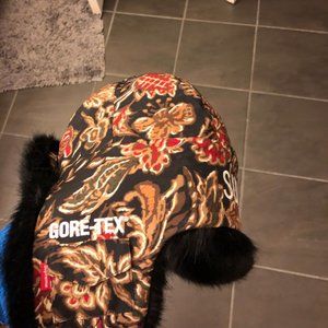 Supreme x Goretex Flower Print Trooper Hat